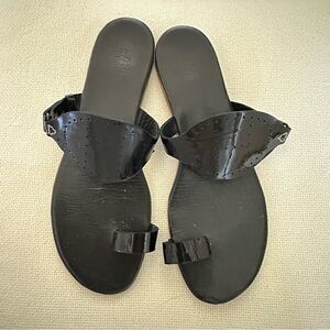 Hermes Patent Leather Flat Sandals🌸